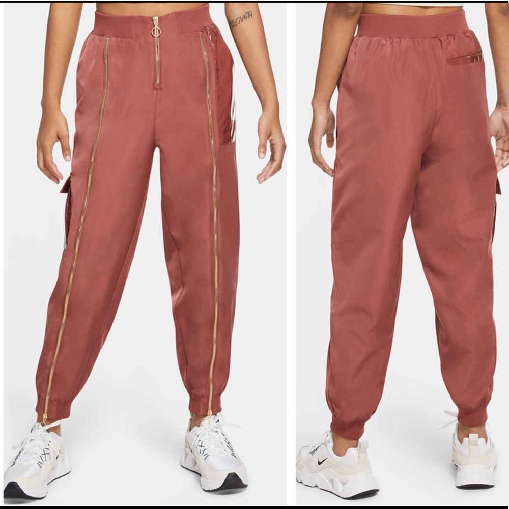 Nike Sportswear Icon Clash Woven Pant *NWT*